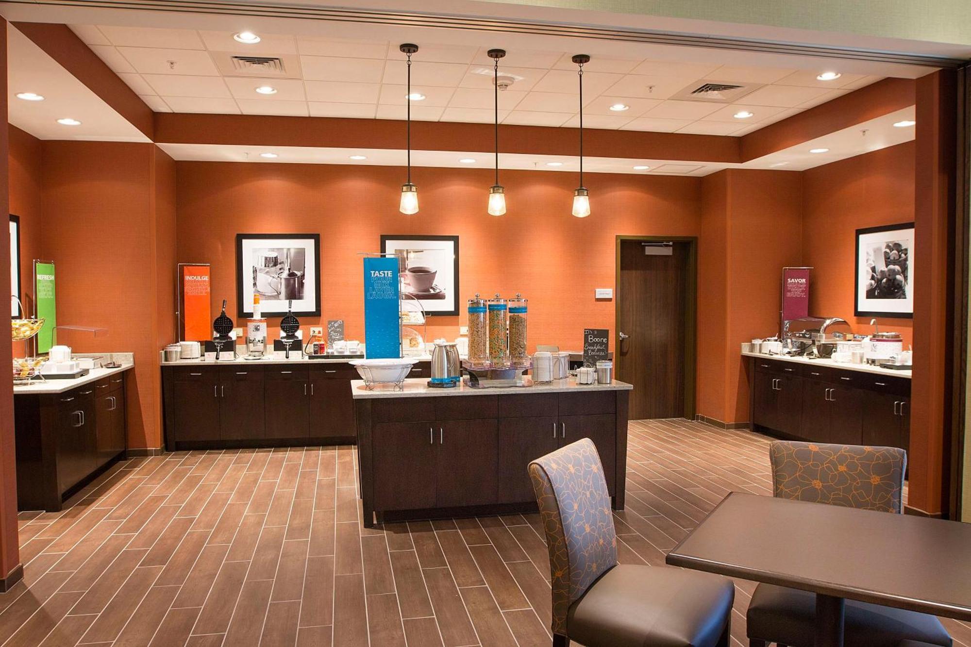 Hampton Inn & Suites Boone, Nc Zewnętrze zdjęcie